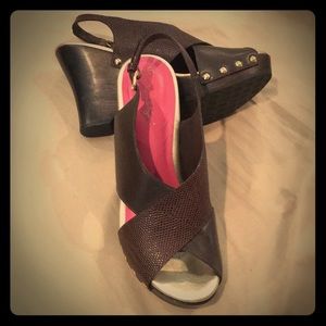 Brown Leather Lilly Pulitzer Wedges